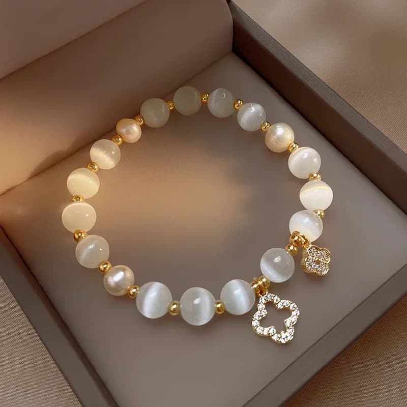 Bracciale in Cristallo Naturale Kirykle per Donne, con Opale Bianco e Perla, Gioiello Portafortuna a Quadrifoglio, Regalo per Donne