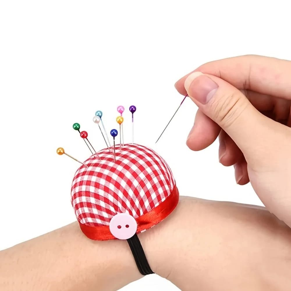 1Pcs Plaid Pattern Wrist Needle Pad Manual Needle Tie Needle Insert Needle Ball