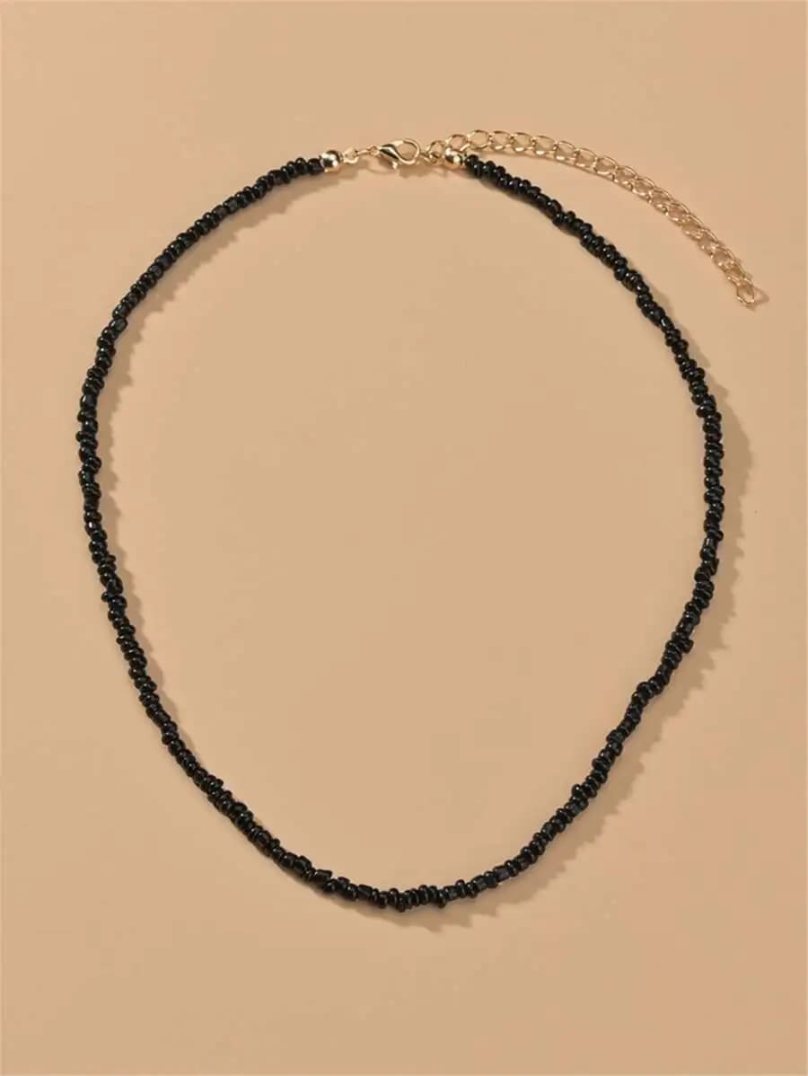 Elegante collana girocollo nera con microperline per uso quotidiano casual