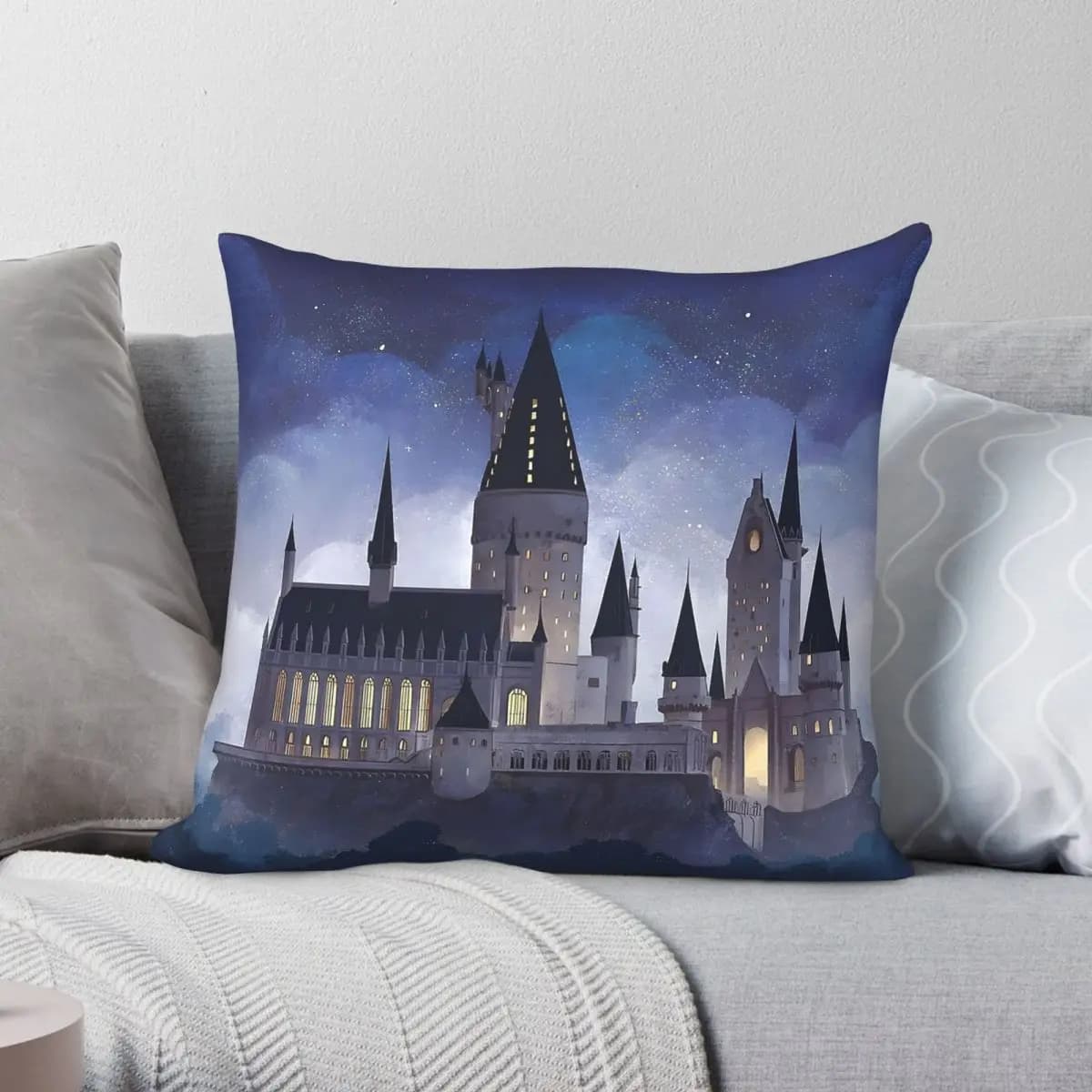 Magic School Hogwarts Castle Square Pillowcase Polyester Linen Velvet Printed Zip Decorative Sofa Cushion Cover