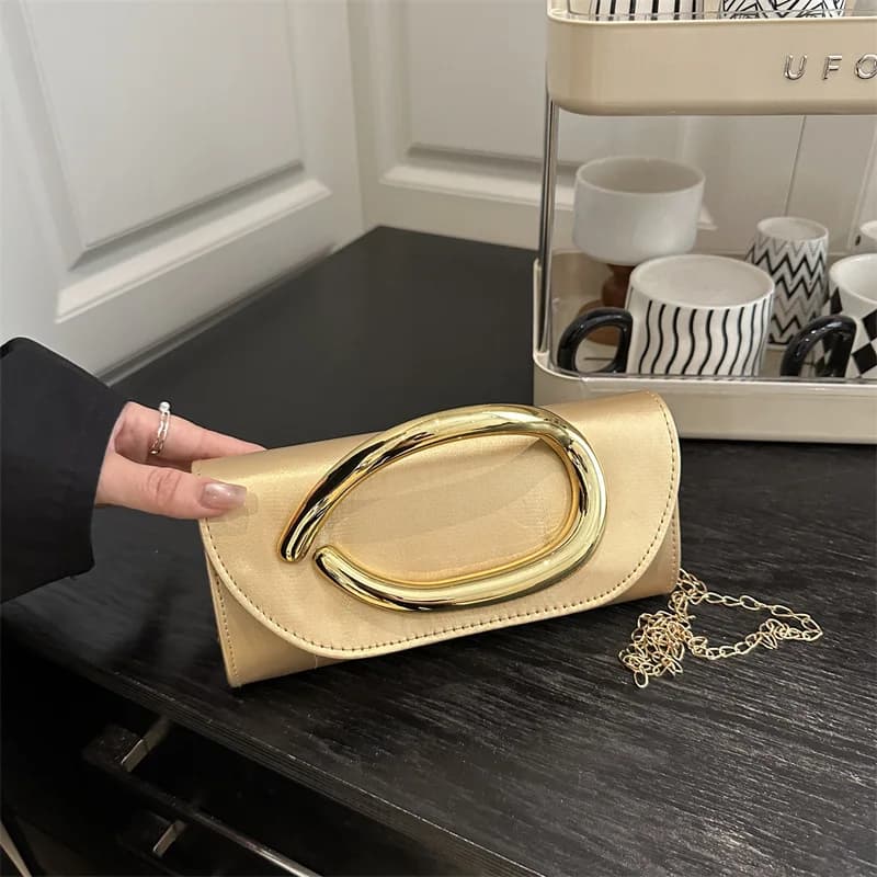 Borsa da sera da donna elegante e lussuosa, dotata di un design di nicchia e una squisita borsa da donna in tinta unita.