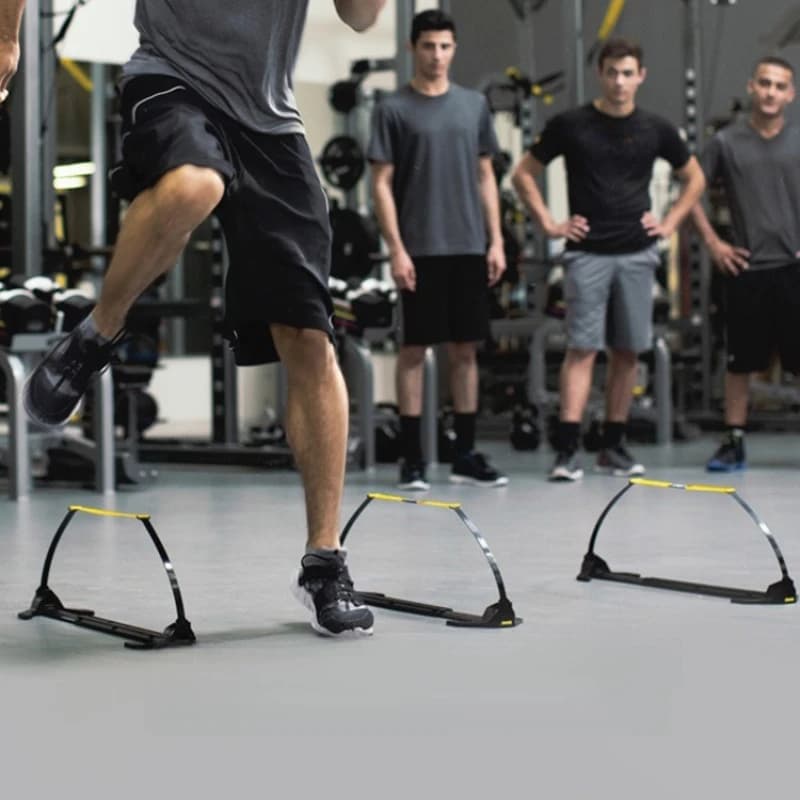 Recinzione per ostacoli con piccolo ringhieraletto, per allenamento di calcio e basket per bambini, trainer per salti con recinzione ad altezza regolabile