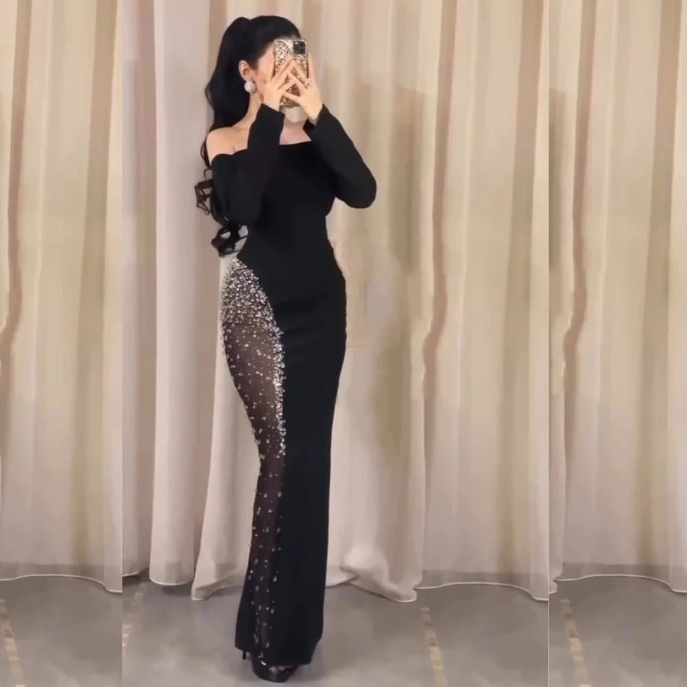 Abiti lunghi personalizzati con paillettes in jersey elegante con pieghe e spalle scoperte Abiti lunghi da sera su misura per occasioni speciali in stile cinese