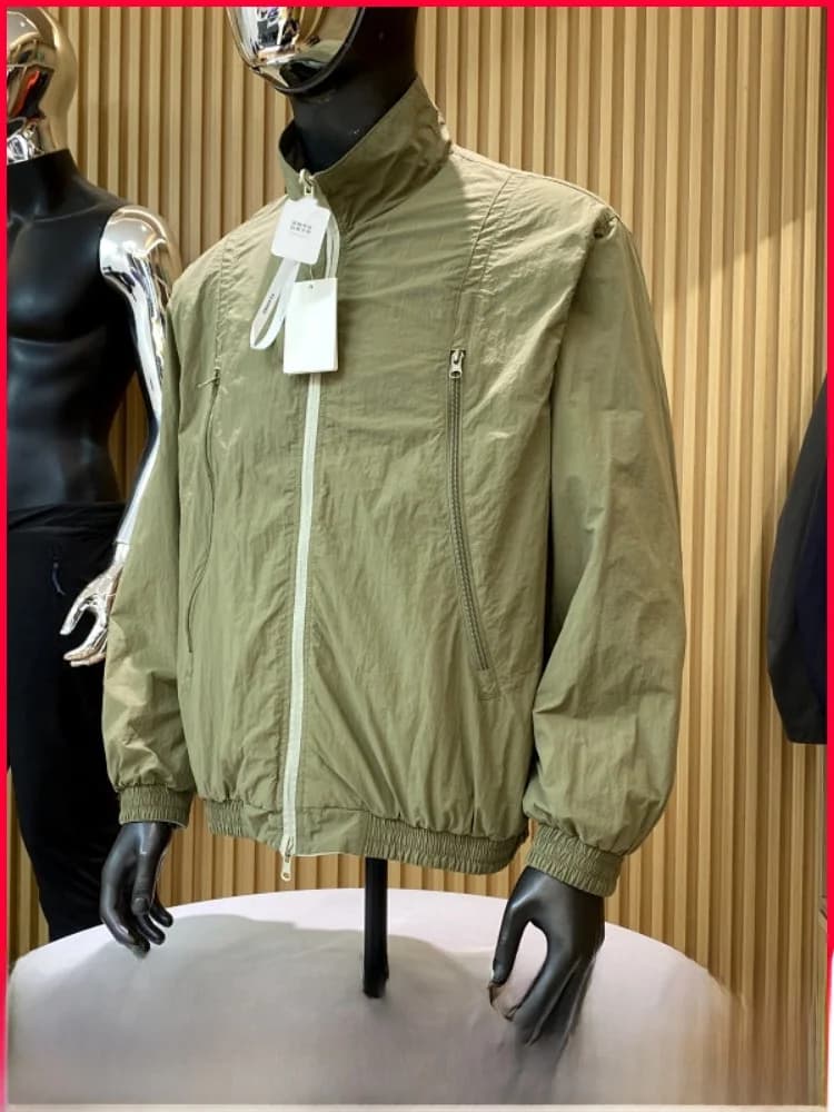 Giacca Sportiva Unisex per Esterni, Design Reversibile, Collo Alto a Contrasto, Antivento in Fibra di Nylon, Stile Casual Primaverile
