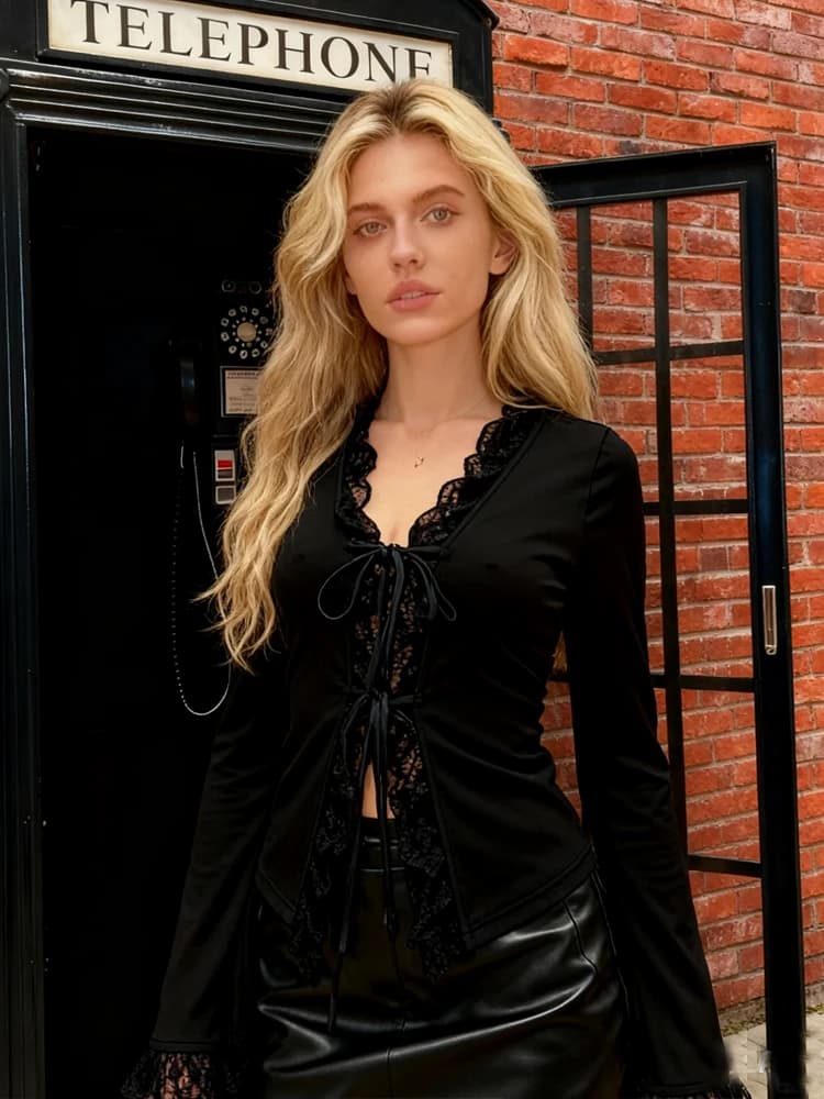 Nuovo Y2K Sexy Hottie Slim Fit Camicia con cuciture in pizzo Top con maniche svasate Kpop Nero Abiti eleganti da donna Versatile Fashion Party Top