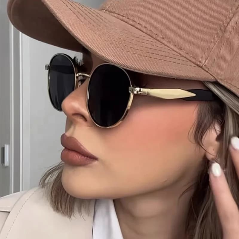 Fashion Women Round Sunglasses Gold Metal Frame Stylish Decor Arm Casual Driving Beach Sun Glasses