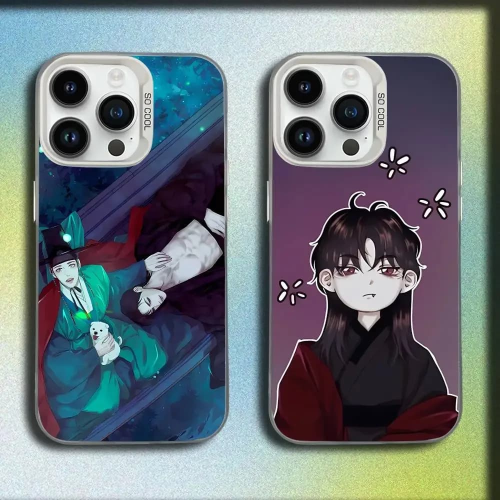 Cover per telefono The G-Ghost Comics Nocturne per iPhone 17, 16, 15, 14, 13, 12, 11, Pro, Max, Plus, E, SE4, Air, Mini, Bianca, con scatola IMD