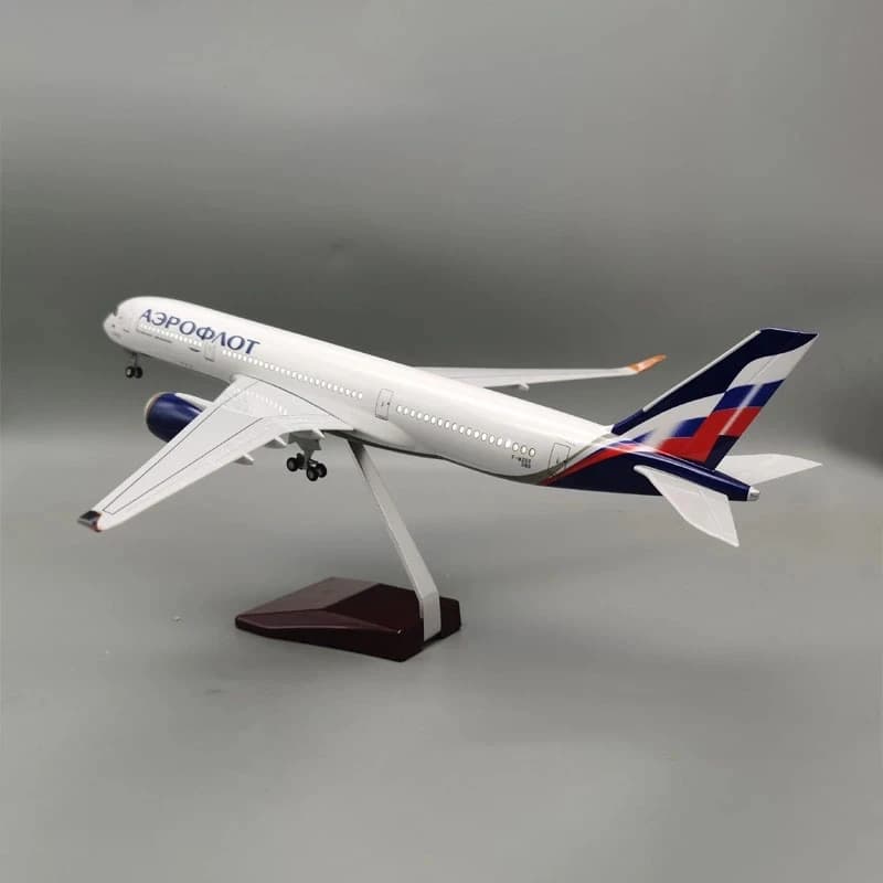 47CM Educational Toys 1:142 Scale Planes A350 Russia Airlines Aircraft Model Die-casting Souvenir Toys Boys Kids Decoration