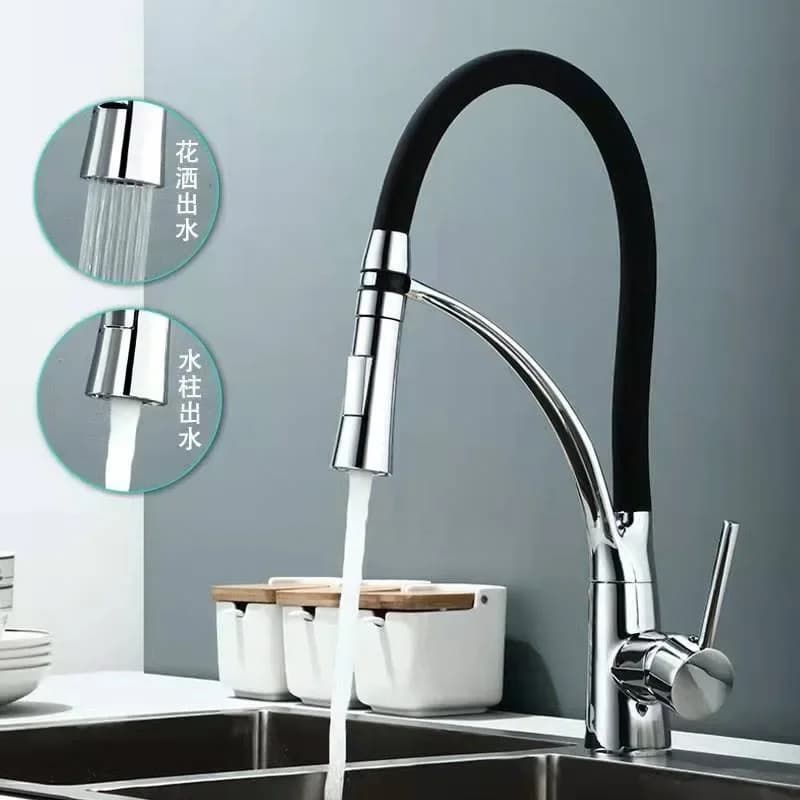Rubinetto da cucina in gomma nichel spazzolato Rubinetto miscelatore Rotazione Pull Down Stream Spruzzatore Rubinetti Rubinetto acqua calda fredda Rubinetto da cucina con una maniglia