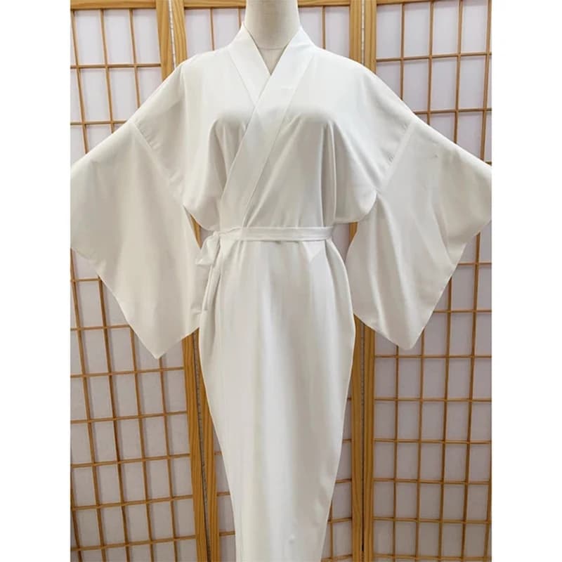 Kimono tradizionale giapponese Juban Donna Kimono Yukata bianco Fodera inferiore con cintura Haori Intimo Kimono Interno Indossare biancheria intima