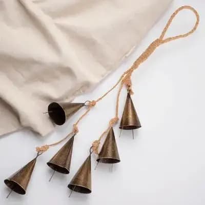 Hanging Witch Bell Wind Chime Decorative Ornament for Home Office Car Study Dining Room Bathroom Festive Party Favor Protection