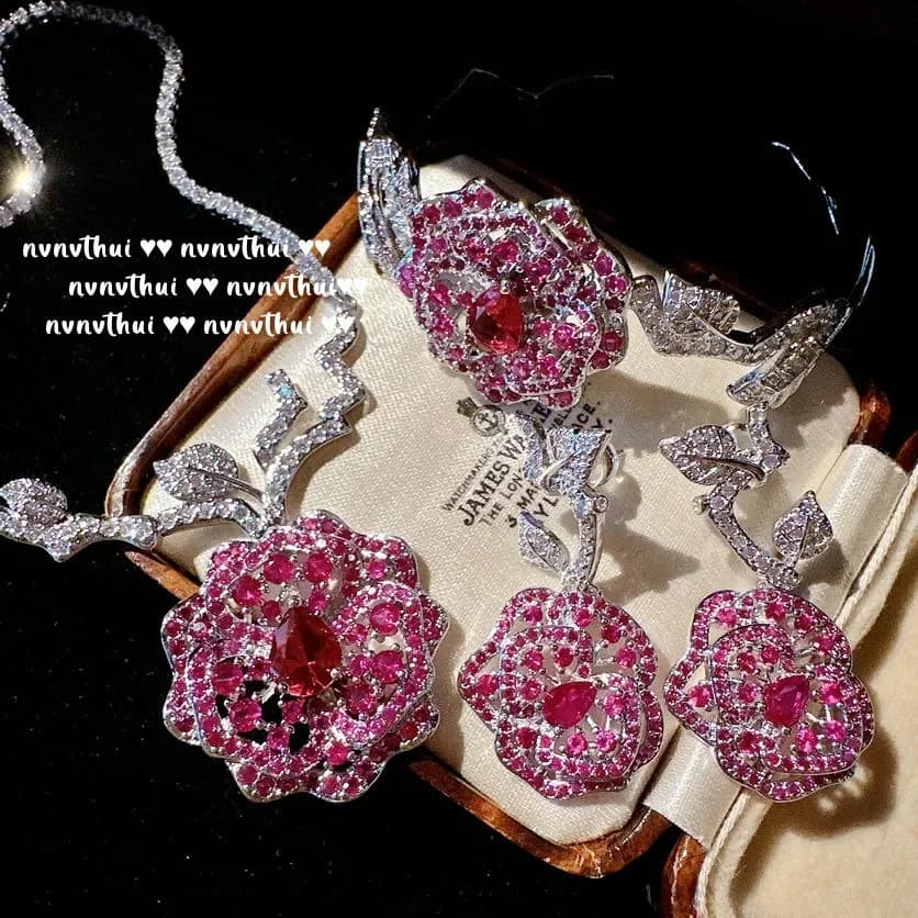 New 18K White Gold Paletd Red Cubic Zirconia Bridal Delicate Rose Flower Sparkling Crystal for Jewelry Set Women Wedding Banquet