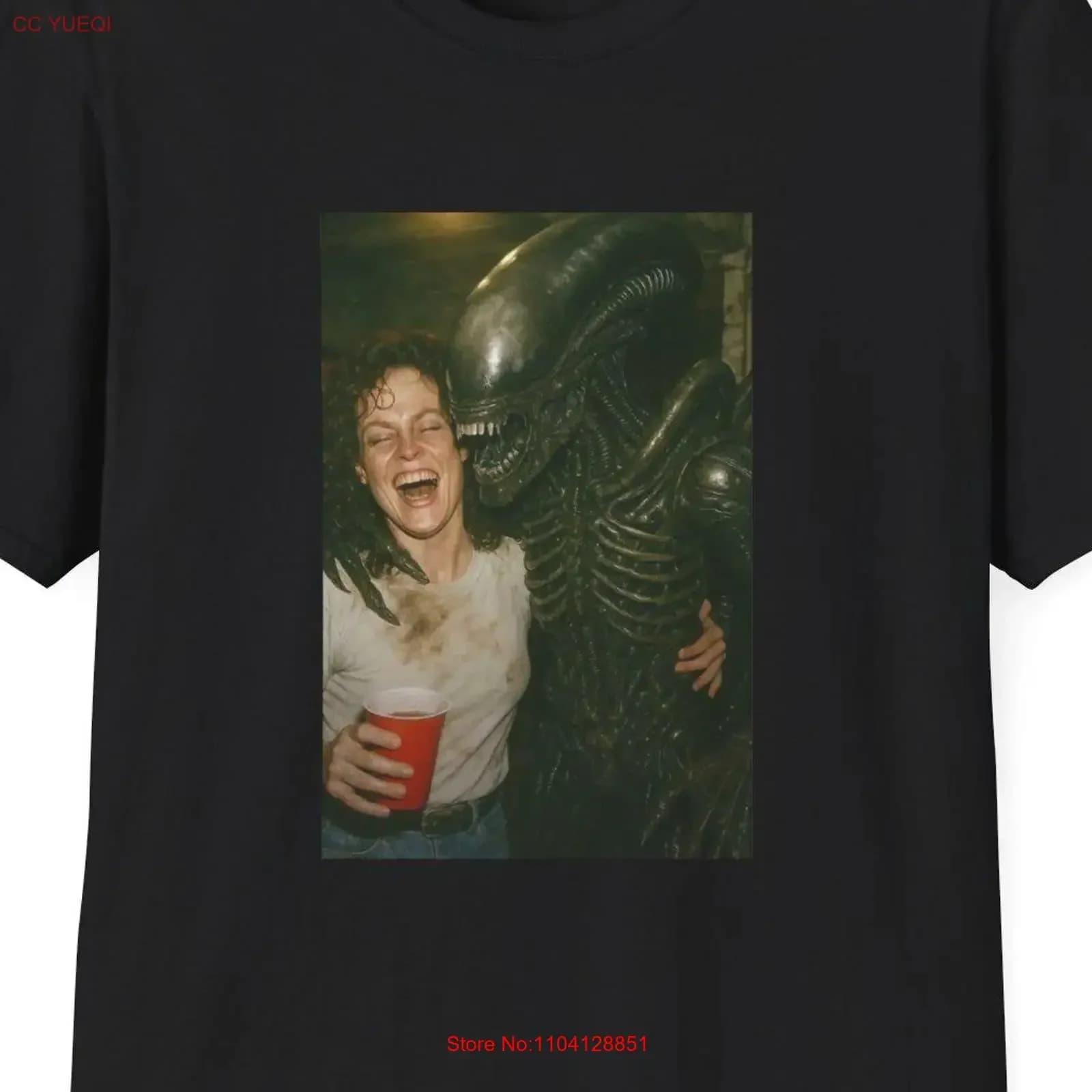 Maglietta Behind the Scenes Alien, divertente, horror, sci-fi, parodia, cult classico, ispirata ai film degli anni '80, arte pop surreale, vintage