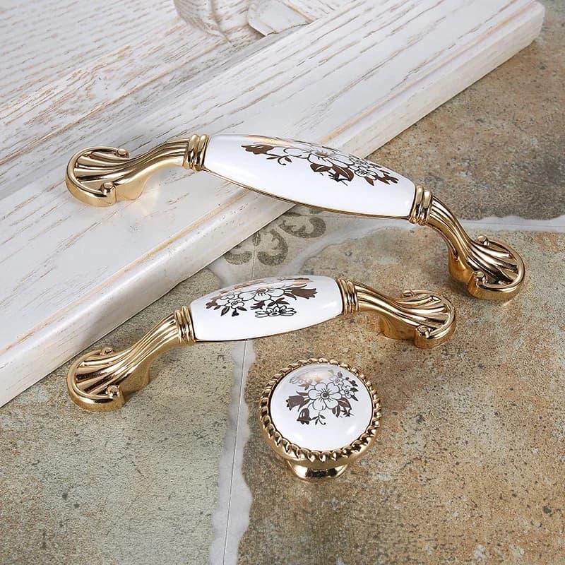 YM Maniglia in ceramica con stampa europea Maniglie moderne per porte dell'armadio Maniglie classiche per fiori in oro Maniglia Maniglie da giardino 7015