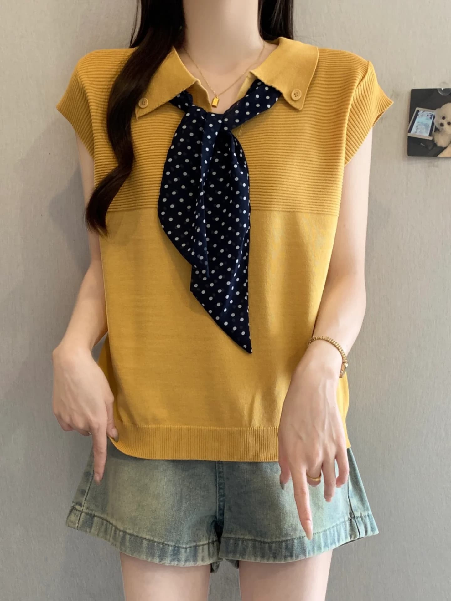 Summer New Style Women's Slimming Ice Silk T-shirt with Scarf Bow V-neck Short-sleeved Base Shirt Soft Comfortable Knitted Top