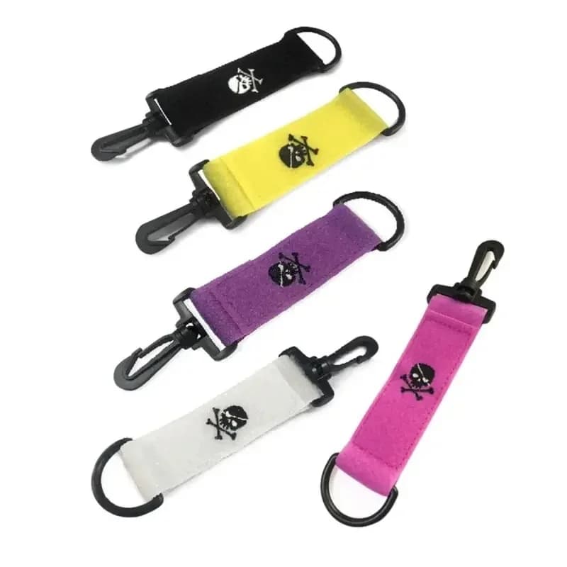 2/4pcs Sports Balls Hands Cleans Polyester Golf Towel Carabiner Magic Tape Cleaning Towel Golf Cleaning Towel Golf Wiping Cloth