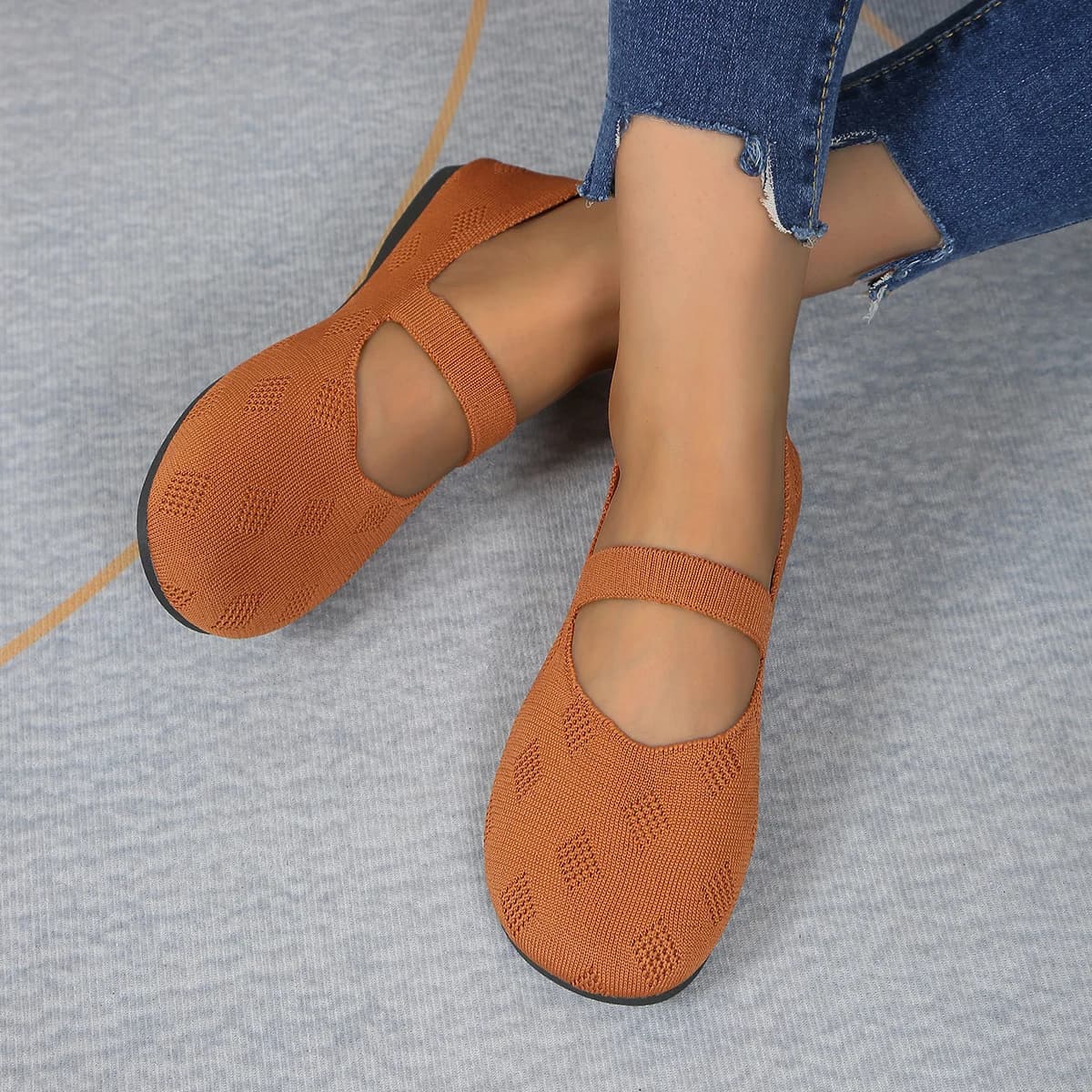 Scarpe Basse Elastiche in Maglia da Donna 2026 Nuove Estive Traspiranti Morbide Mocassini Leggeri Slip-on Casual da Donna