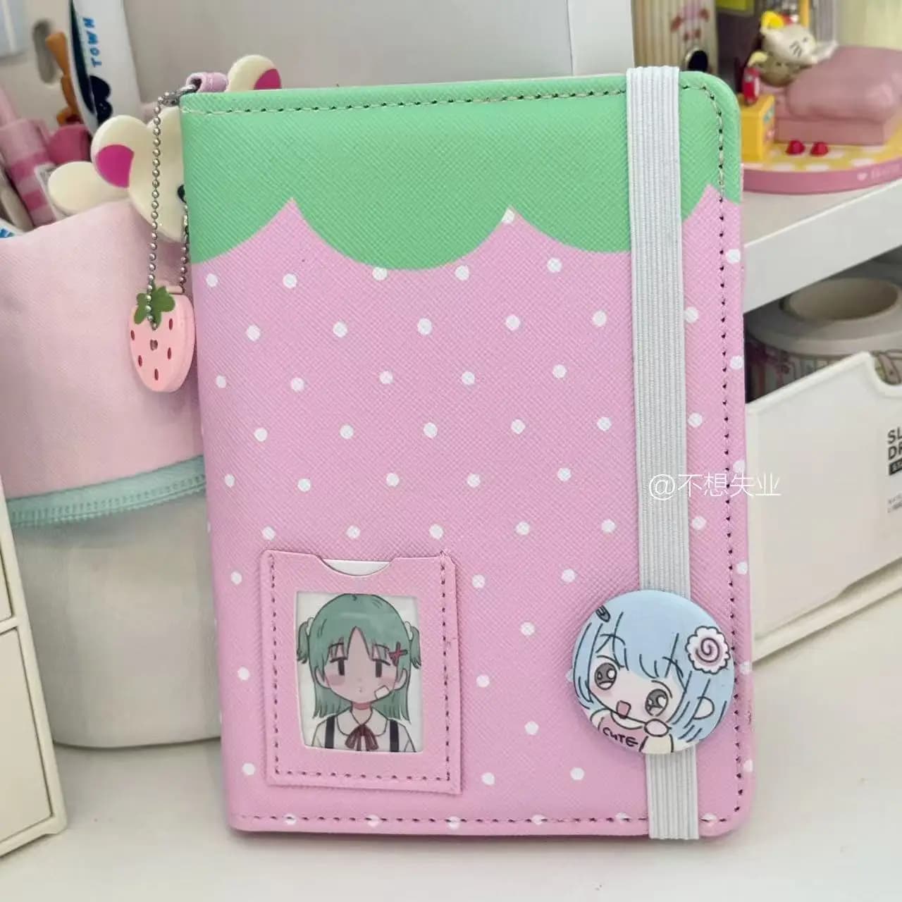 Nuovo porta passaporto originale alla fragola Borsa per documenti a pois carina Custodia protettiva Borsa per carte portatile multifunzionale per riporre