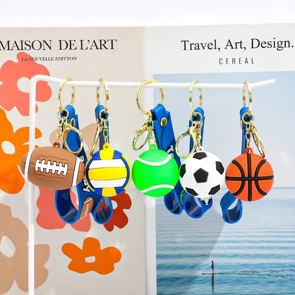 Creative 3D Mini 3D Ball Shaped PVC Keychain, football or volleyball pendant, bag or car keychain, sports souvenir, gift for friends
