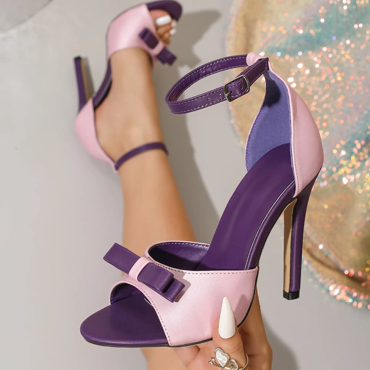 Aneikeh Estate Farfalla Fiocco Cinturino alla caviglia Sandali con tacco alto a spillo Moda Sexy Punta aperta Colore bloccato Cinturino sul retro Scarpe da banchetto