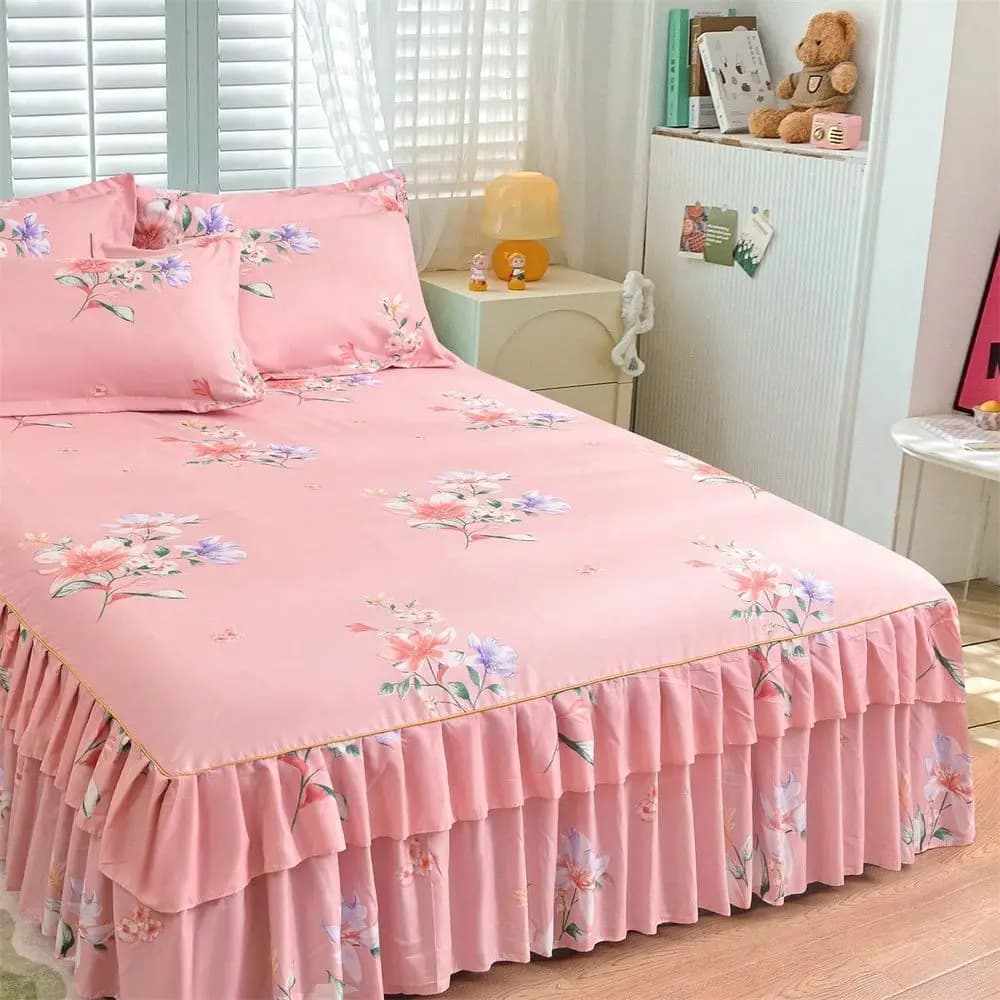 Set di biancheria da letto moderno e semplice con motivo floreale rosa a doppio strato e volant, include 1 gonna per letto e 2 federe, senza cuscini.