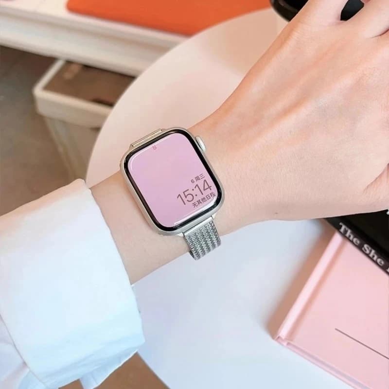 Magnetic strap for Apple Watch S10 42/46mm 9 8 7 41/45mm Ultra2 49mm stainless steel thin strap for iwatch SE 6 5 4 38/40/44mm