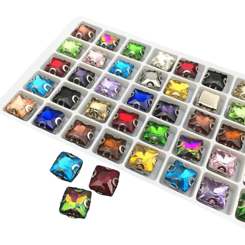 Forma quadrata Cristallo di vetro Bianco Artiglio KD impostazione 8 10 12 14 mm Colori fantasia Cuci su strass Perline Scarpe per indumenti Borse Fai da te Trim