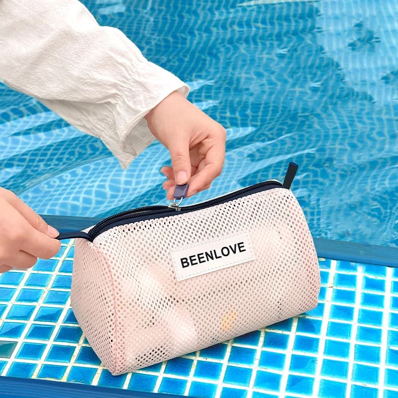 Bag holders, network, portable, product to store the beach, with zipper, laptop, beach bag, swim glasses bag, very light