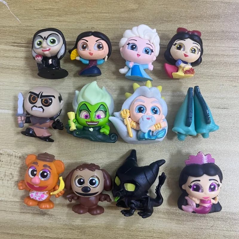 Disney Doorables Serie 8 Cattivi Figura Giocattolo Ursula Sirena Kawaii Occhio di vetro Modello Collezione di bambole Ornamenti Regali per bambini