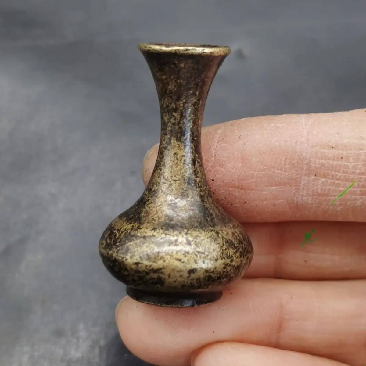 Mini bottle incense burner Sticks Holder Statue for Tea Home Decor Ornaments