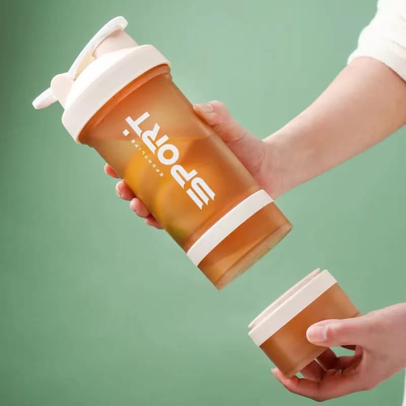 Bottiglia d'acqua sportiva a 3 strati da 500 ml Shaker per proteine Viaggio all'aperto Bicchieri portatili a tenuta stagna Plastica La mia bottiglia per bevande BPA gratuito