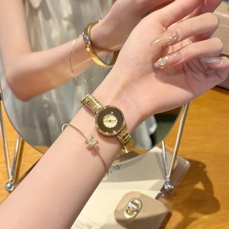 Luxury Women's Watch with Diamond Round Dial, Quartz Movement, Elastic Strap, Elegant Gift for Ladies