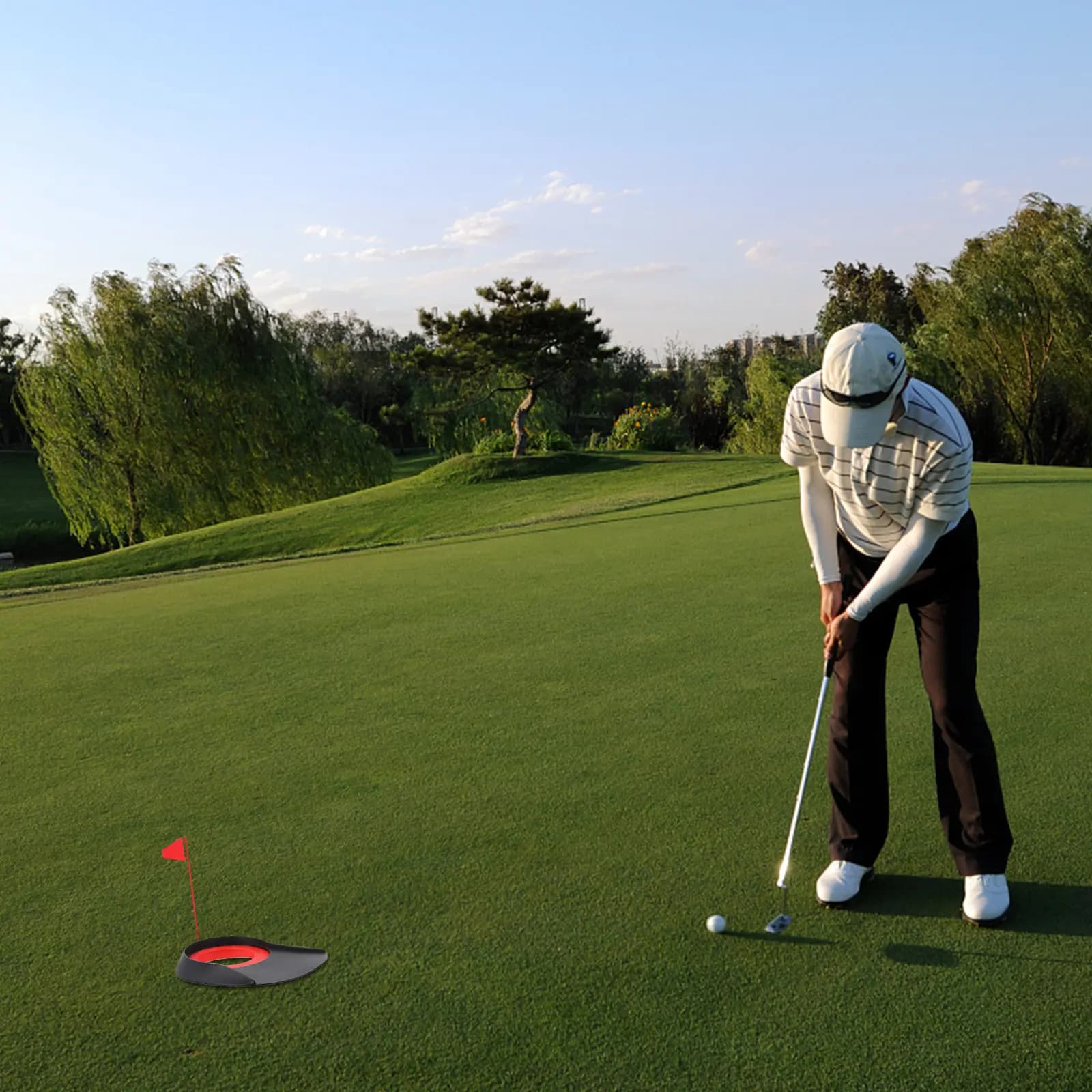 1Pcs Golf Putting Practice Hole Portable Plastic Training Aid Continuous Return Ball Trainer Golf Training Cup for Accuracy