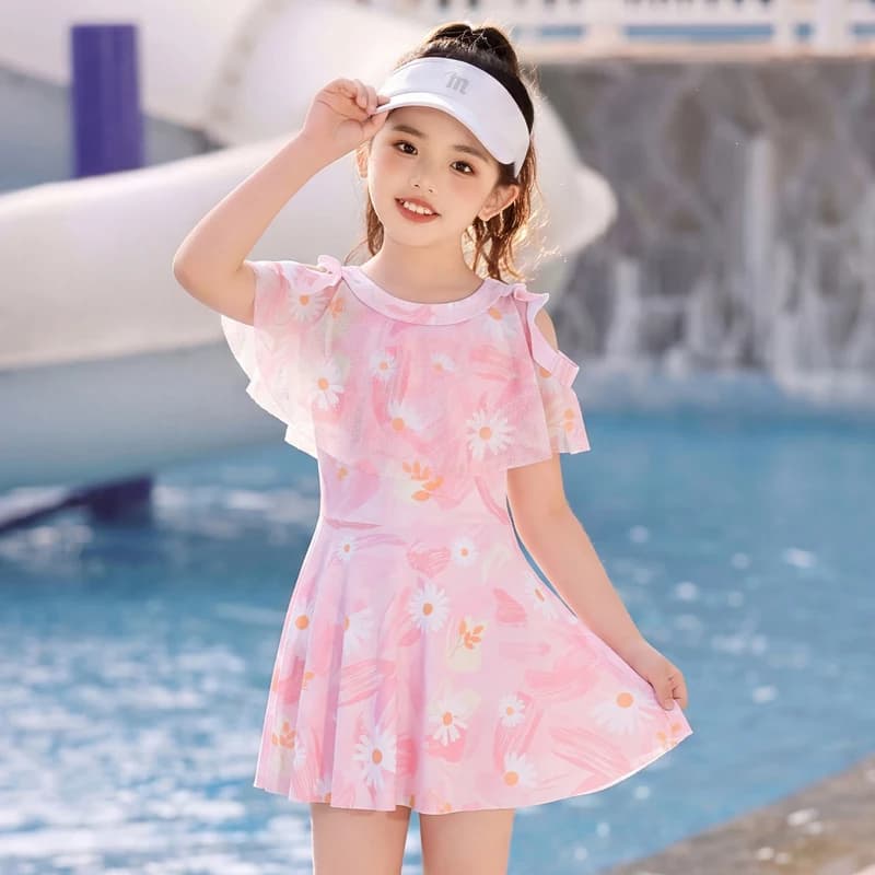 Two-piece swimsuit for girls, for swimming pool and sea, basic model
