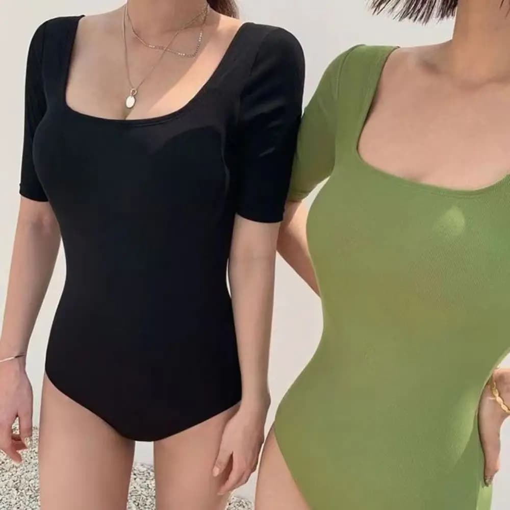 Costume da bagno da donna a tinta unita, con cut-out, design slim, vita alta, schiena scoperta, maniche corte in mesh