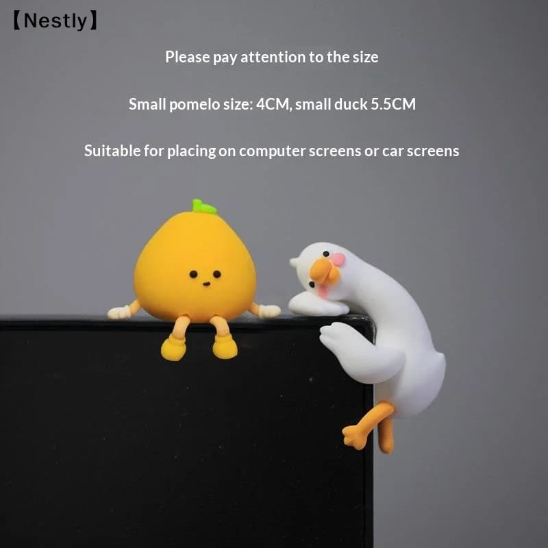 2 Pezzi Statuetta 3D Anatra Pomelo in Resina, Decorazione Animale Cartone Animato per Scrivania, Cruscotto Auto, TV, Monitor PC, Idea Ornamento Giocoso per Bambini 〔Nest〕