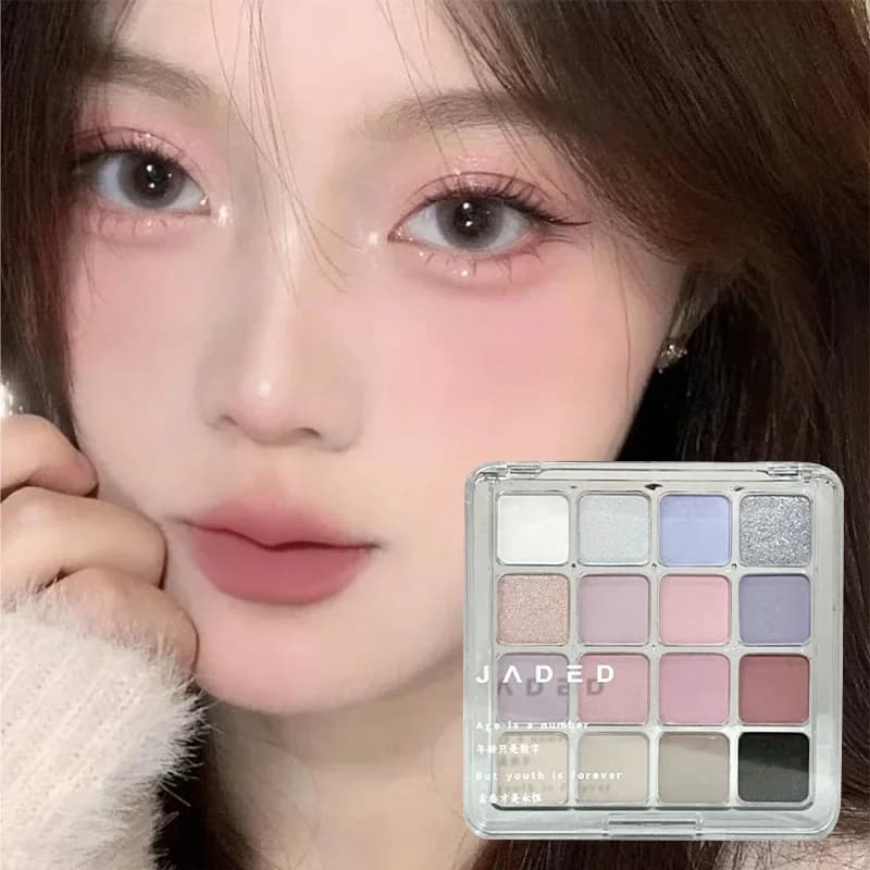 Matte Eye Shadow New Square 3 Colour Eyeshadow Palette Matte Pearlescent sequins Blush Eyeshadow Highlighter Contouring Serum