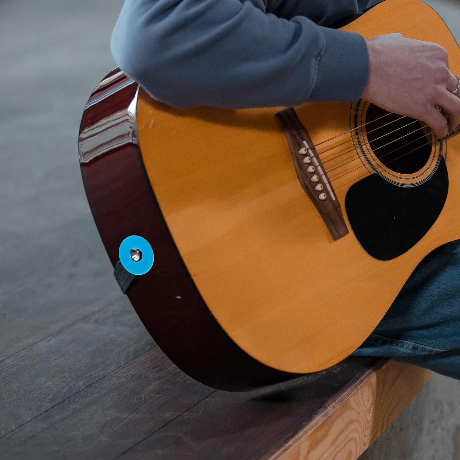 16 Pezzi di Bloccacinghia Premium in Silicone Antiscivolo per Chitarra, Protezioni per Chitarra Elettrica, Acustica, Basso, Ukulele, Fissaggio Sicuro del Cinghia