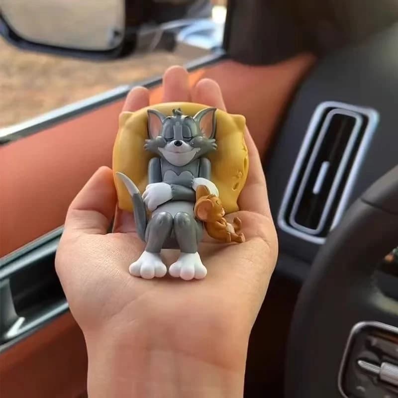 Decorazione per auto a forma di gatto e topo, Tom e Jerry, accessori anime, bambola fatta a mano, bambola per auto.