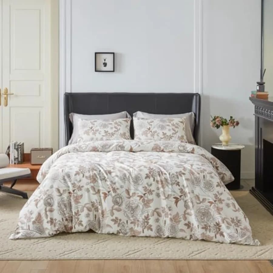 Set Copripiumino Taupe 100% Cotone Egiziano 3 Pezzi: 1 Copripiumino Marrone con Motivi Botanici e Chiusura a Cerniera, 2 Federe Vintage con Stampa Floreale