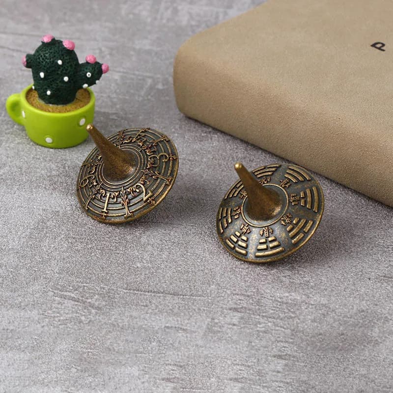 Mini Retro Gossip/Numero Punta delle dita Giroscopio in lega portatile Spinner a mano Gyro Fidget Giochi da tavolo Sollievo dallo stress EDC Spinner a mano Giocattolo