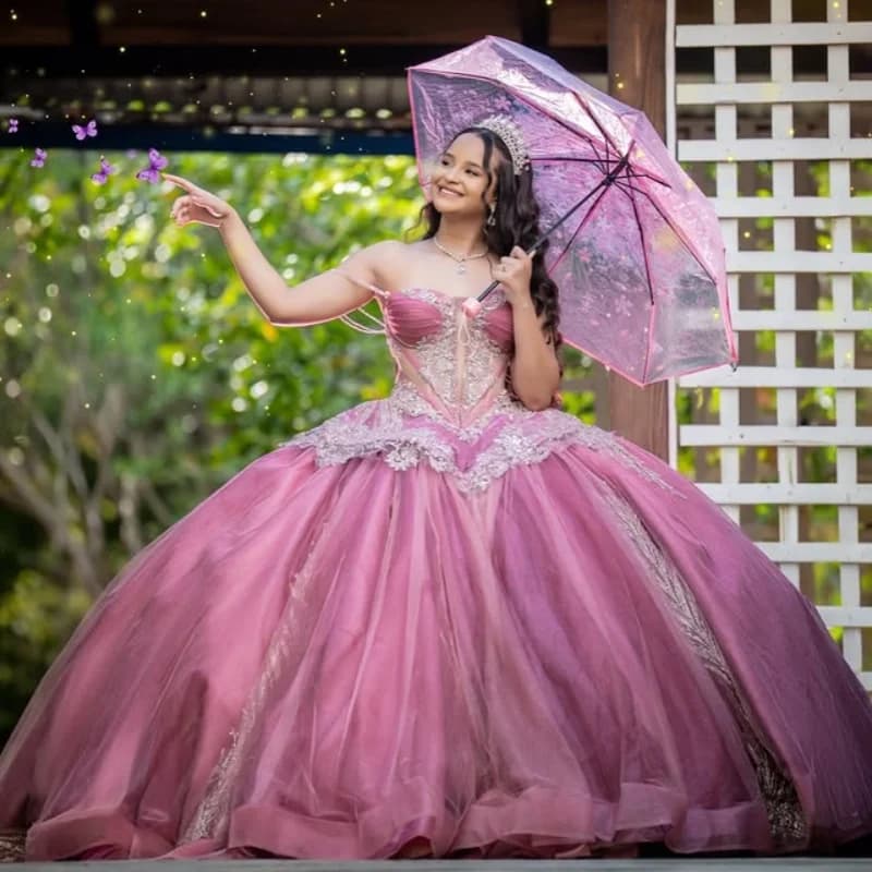 Abito Quinceanera rosa cristallo Glitter Fiore 3D Decalcomania con spalle scoperte Coda lunga Abiti da 15 Quinceanera Personalizza
