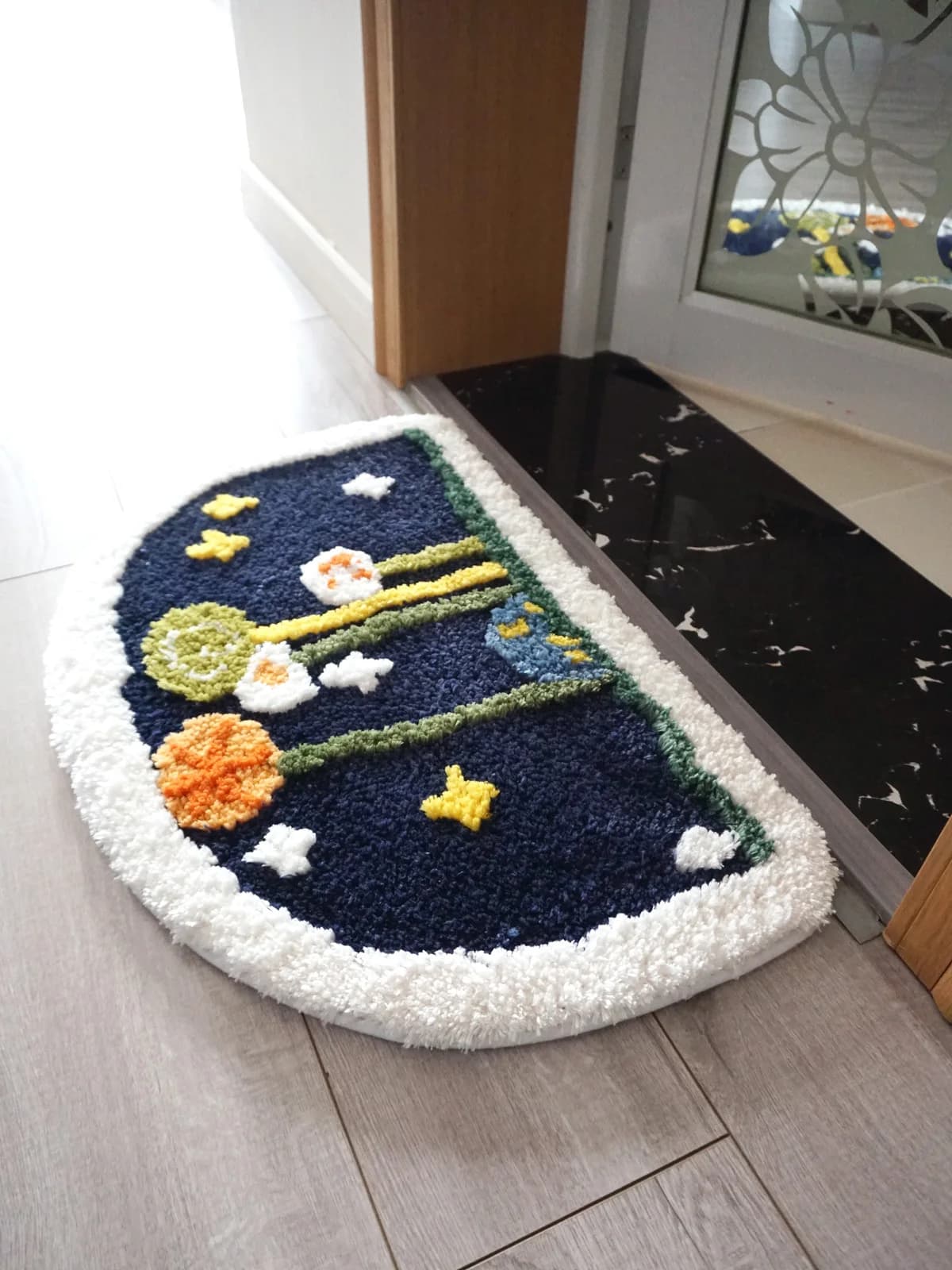 VIKAMA Luxury-Style Flower Carpet For Living Room, Entrance Door, Bedroom Side Rug, Wardrobe Room, Home Decoration