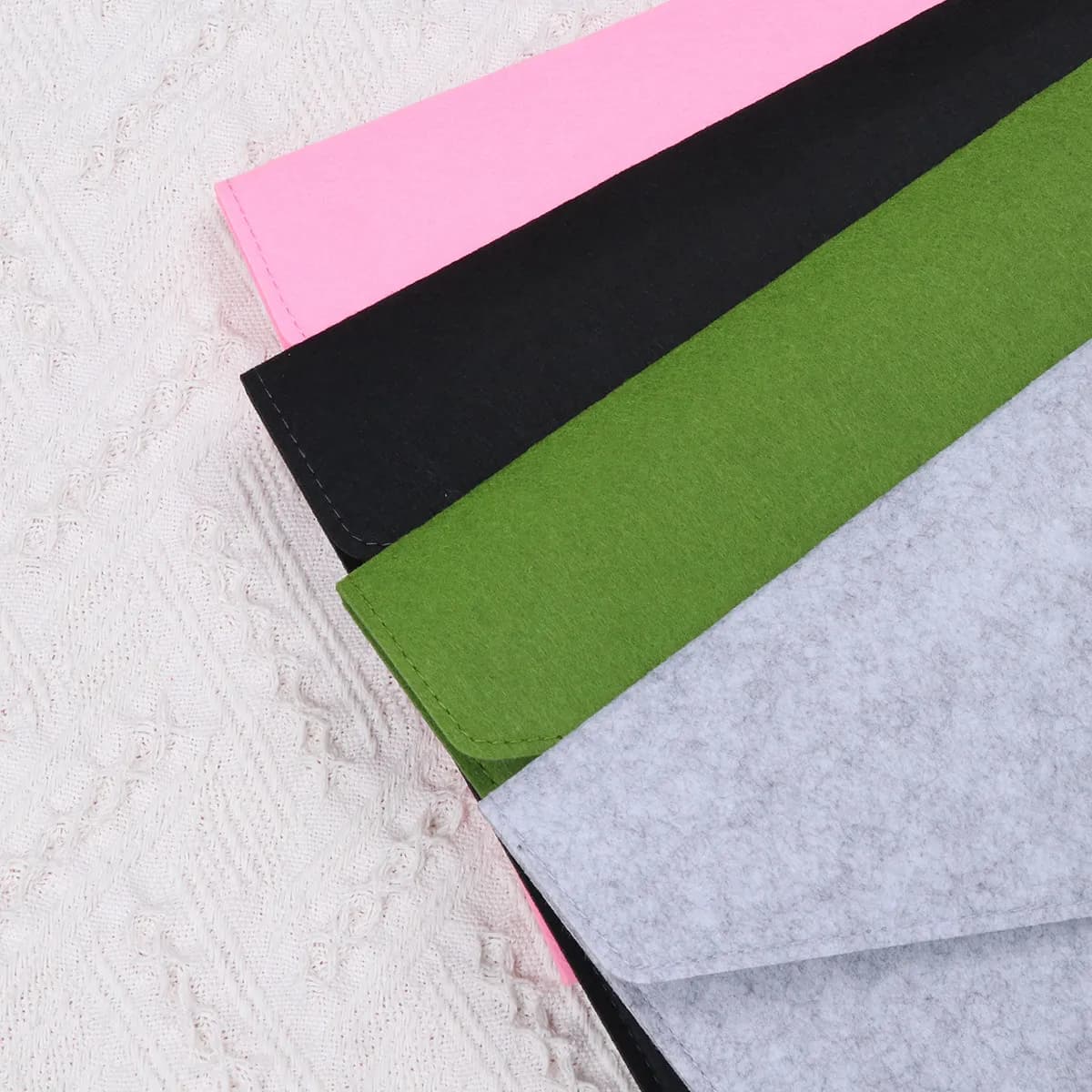 Set di 4 Cartelle Portadocumenti A4 in Feltro Sostenibile, Resistenti all'Usura e allo Strappo, Organizzatore Portatile per File, Ricevute e Dati Aziendali