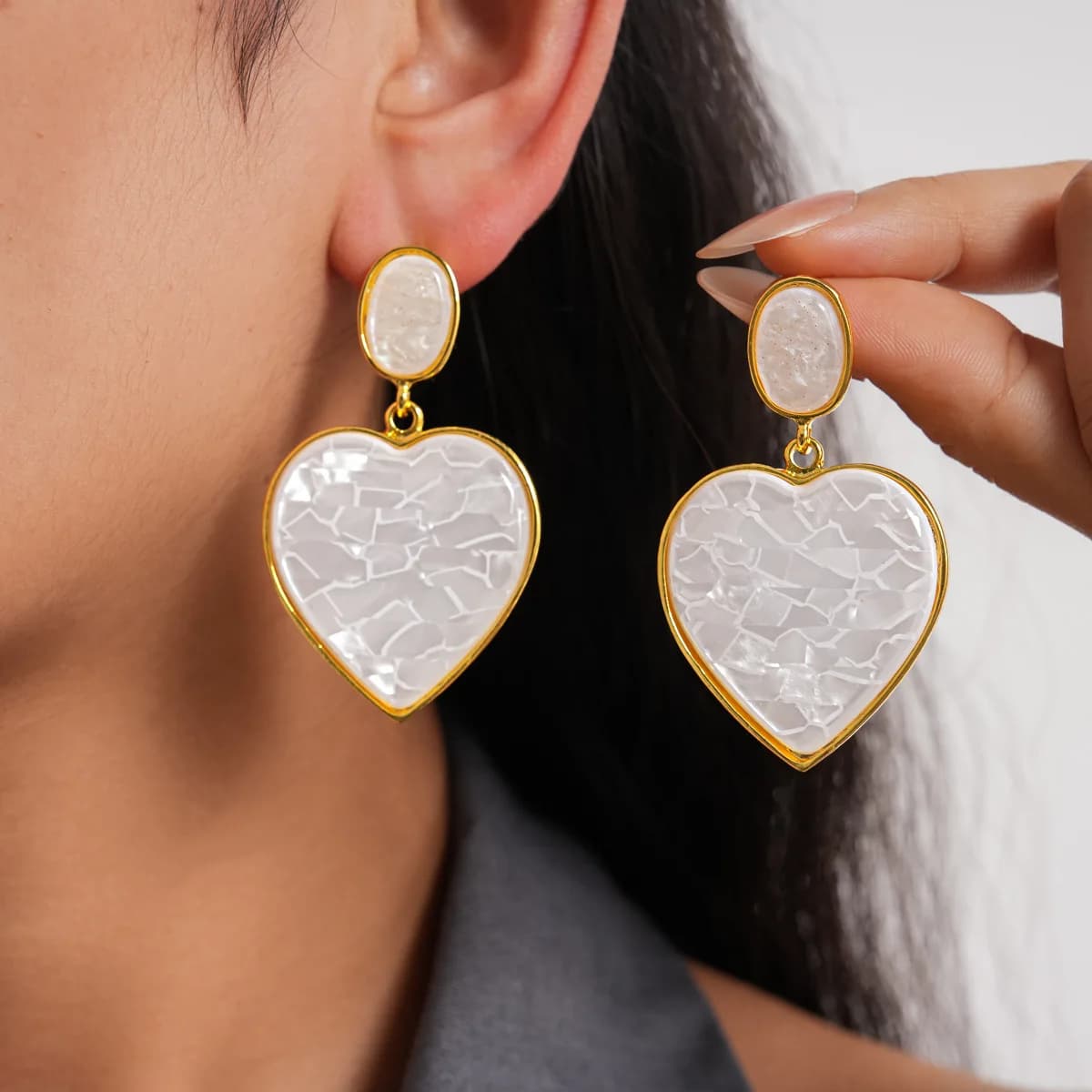 DIGADAGU Alloy Heart Resin Geometric Dangle Earrings New Elegant Luxury Earrings Women Party Jewelry Accessories