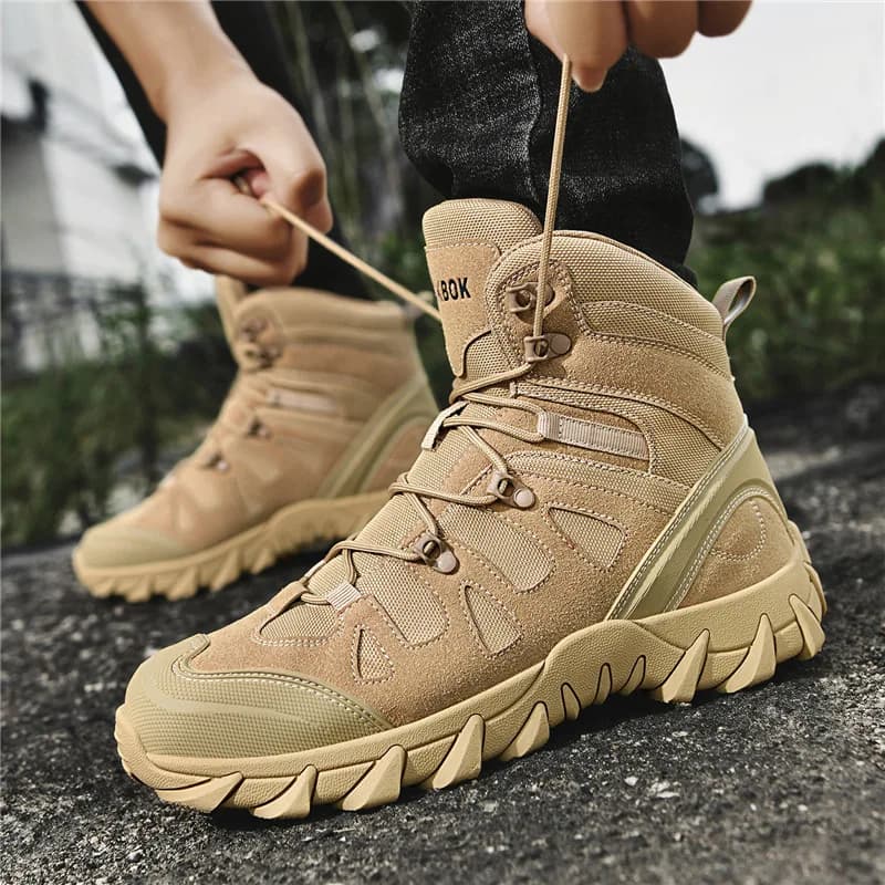 Scarpe da Trekking e Campeggio per Uomo, Stivali Tattici in Pelle Scamosciata Antiscivolo e Resistenti all'Usura
