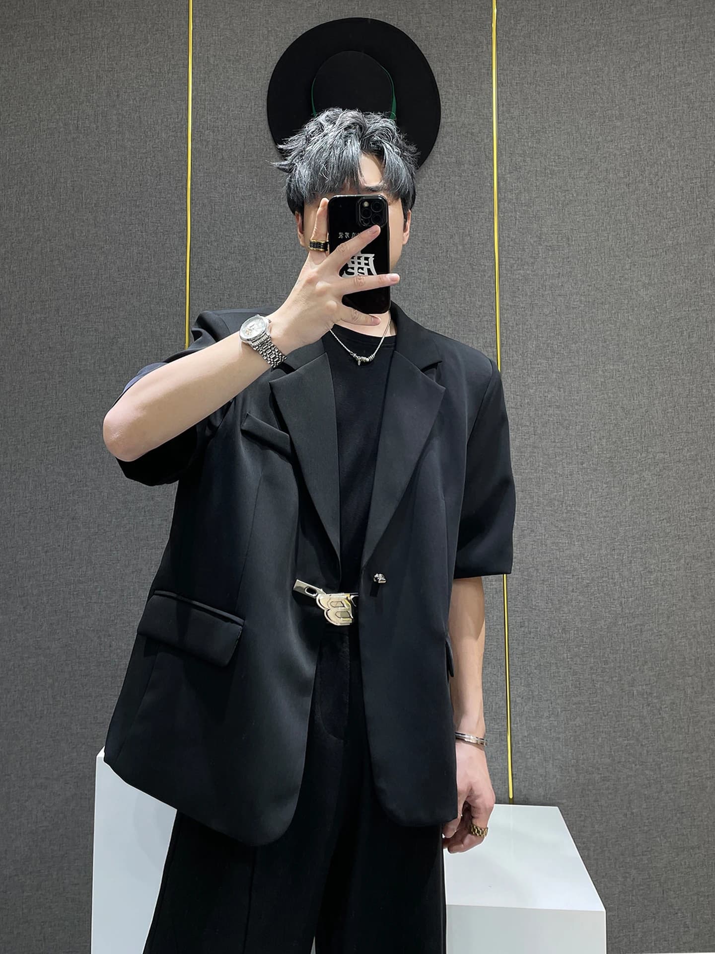 Stylish Urban Men's Mid-Sleeve Suit Jacket with Metal Lock Shoulder Pads Casual Summer Fashion Outerwear Trendy Handsome