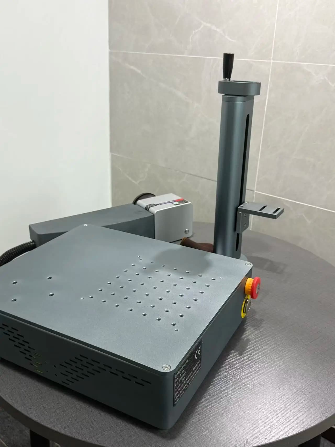 Mini Portable Fiber Laser Marking Machine 30W 110x110mm Table Engraver for Metal Jewelry Tools Electronic Components