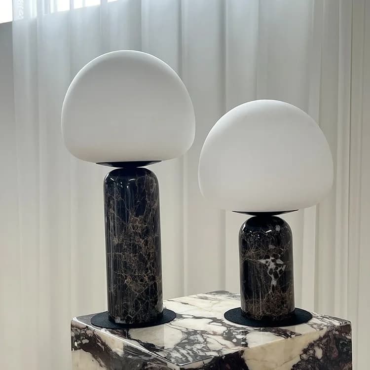 Lampada da tavolo in marmo naturale in stile nordico medievale, semplice per camera da letto, studio, comodino, decorazione per villa e sala modello