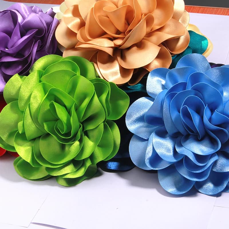 Fiore super grande da 19 cm popolare in Europa Fiori artificiali fatti a mano in raso per la decorazione della sposa